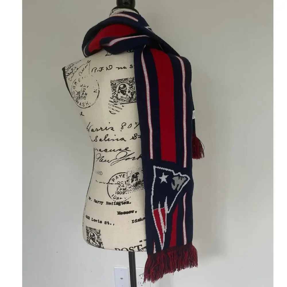 NFL FOOTBALL NEW ENGLAND PATRIOTS SCARF REVERSIBLE WINTER FANATIC APPAREL ICONIC